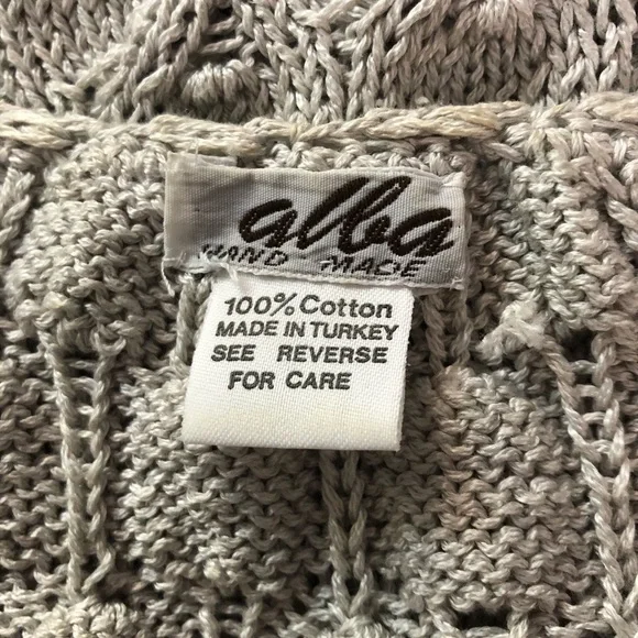 2/$30 Cable Knitted Lightweight V Neck Tan Handmade Sweater Perl Clusters Small - Picture 8 of 9